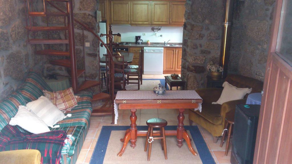 ヴィエイラ・ド・ミーニョ Casa Do Farocaヴィラ 部屋 写真